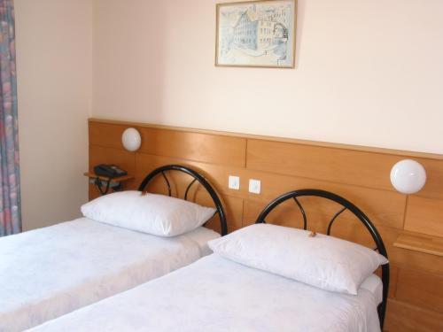 Hotel Du Val Cernier Δωμάτιο φωτογραφία
