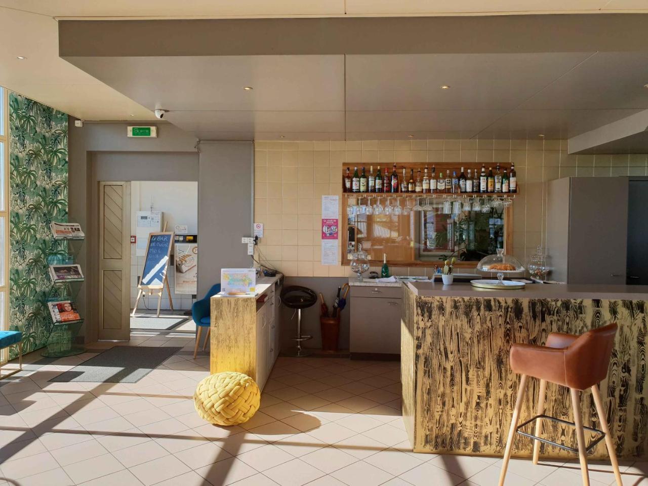Hotel Du Val Cernier Εξωτερικό φωτογραφία